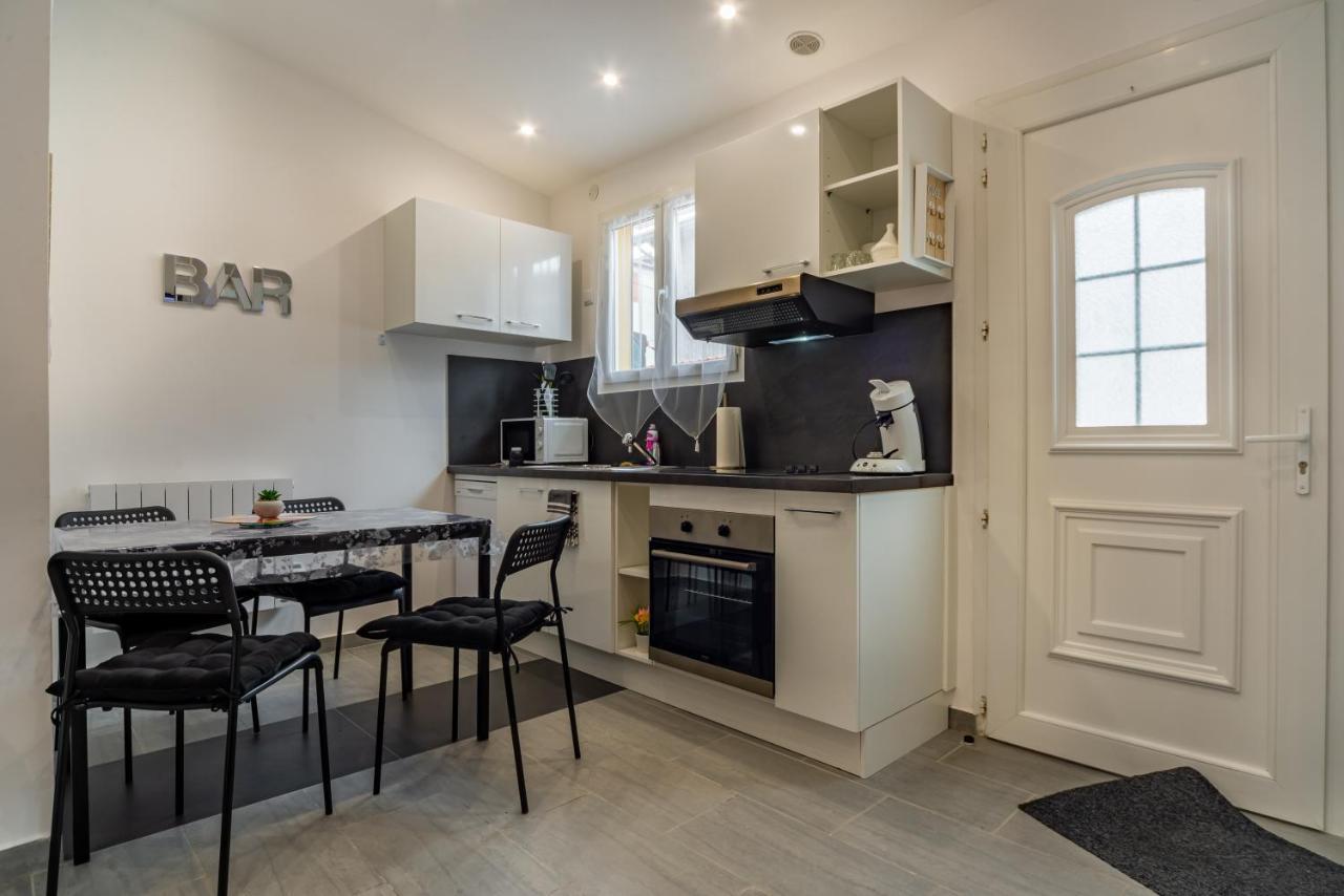 La Serenade - Appartements Confort Avec Terrasse Μοντρέιγ Εξωτερικό φωτογραφία
